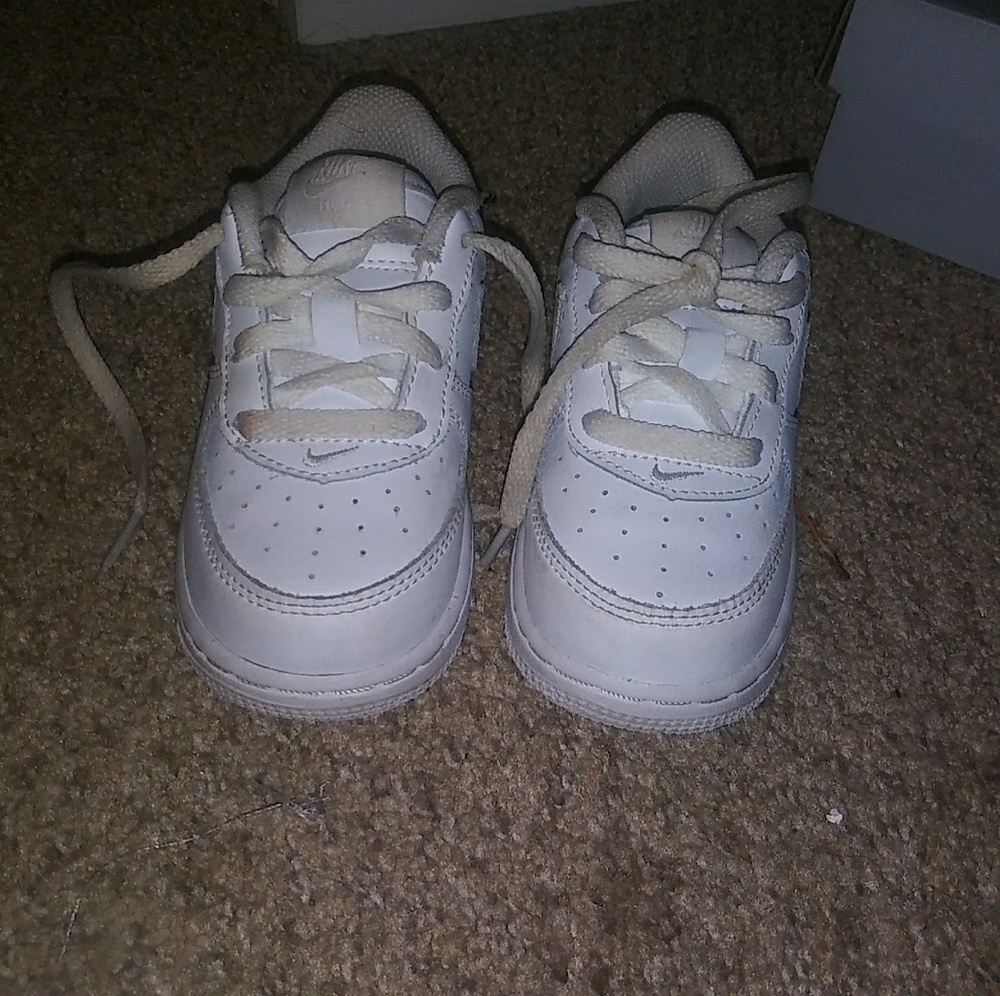 Toddler 6 white air force 1